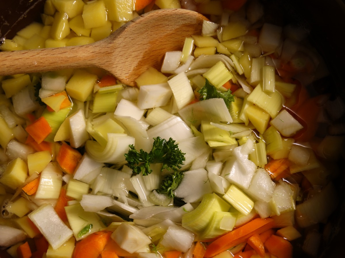 soup greens vegetables stew food nutrition cook 907155.jpgd