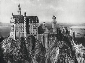 Neuschwanstein – Schloss nach vorläufiger Einrichtung fur den Publikumsbesuch pp